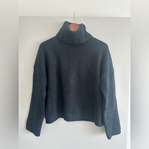 Abercrombie & Fitch Turtleneck Sweater